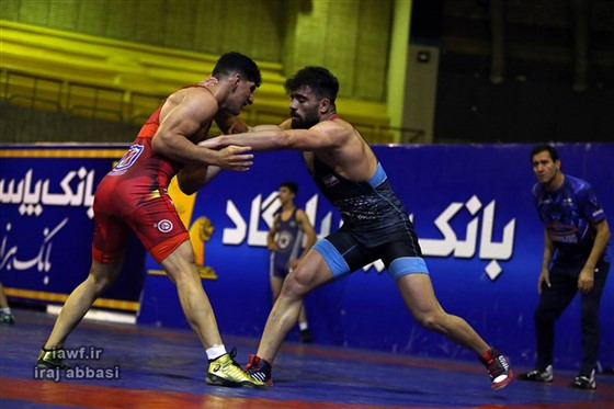 رقابت های کشتی فرنگی انتخابی جام جهان پهلوان تختی / تهران :