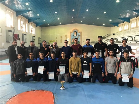 پایان رقابت های کشتی آزاد جوانان عمومی و قهرمانی باشگاههای خوزستان / اهواز :