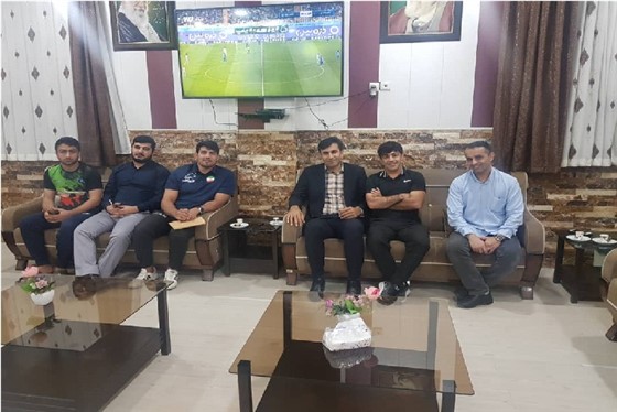 شب گذشته و با حضور سرپرست هیئت کشتی استان خوزستان :