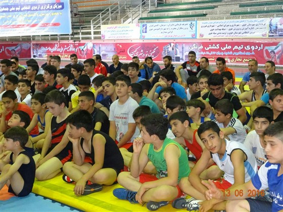 اردوی تیم های ملی کشتی فرنگی خردسالان و نونهالان (پایه) / تهران :