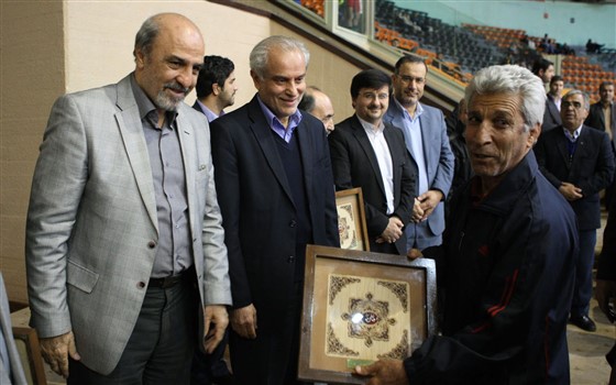 بزرگترین مسابقات جهان/تهران: