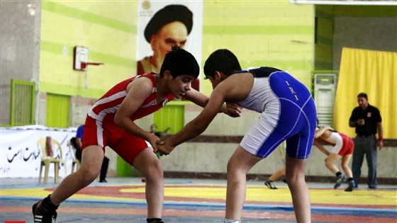 پایان رقابت های لیگ متمرکز کشتی آزاد نوجوانان باشگاههای استان خوزستان / آبادان :