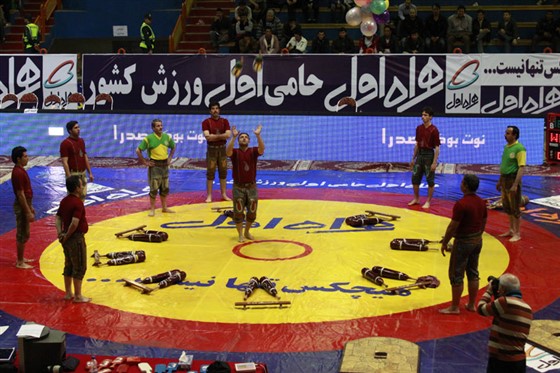مرحله نهایی کشتی فرنگی جوانان انتخابی تیم ملی/ تهران :