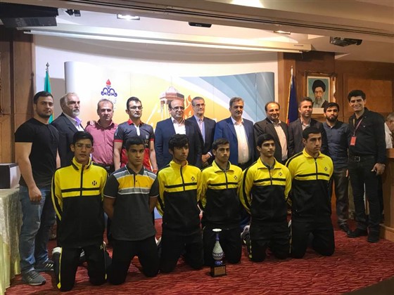 دهمین دوره مسابقات کشتی آزاد المپیاد سراسری فرهنگی ورزشی فرزندان پسر زیر 25 سال وزارت نفت /شیراز: